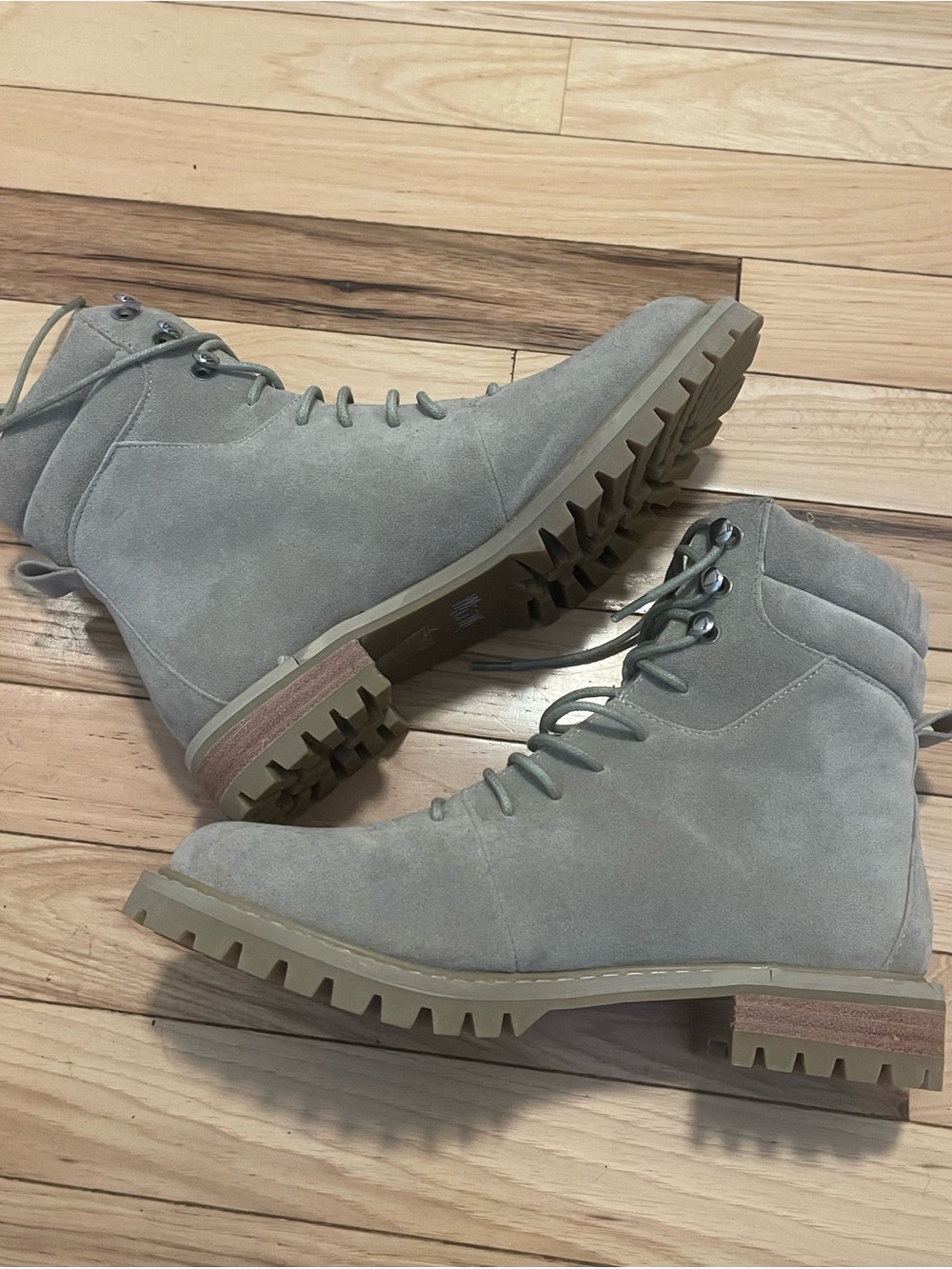 Mi.iM | Lace-Up Suede Ankle Boots